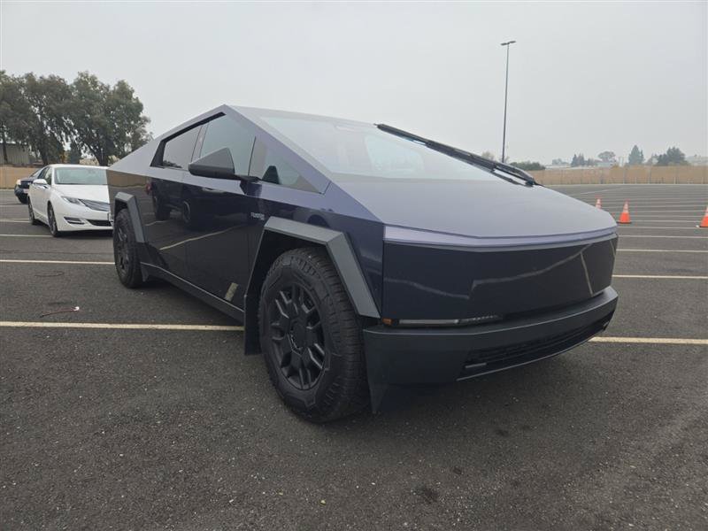 Used 2024 Tesla Cybertruck Cyberbeast AWD/4WD image 5