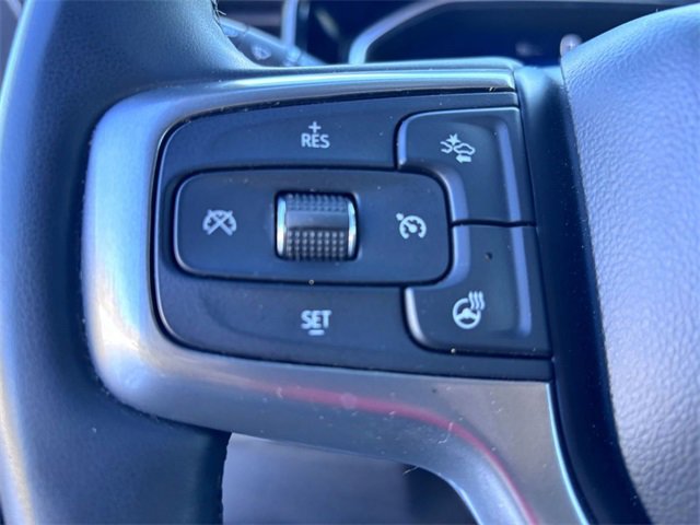 Used 2025 Chevrolet Silverado 1500 LT image 17