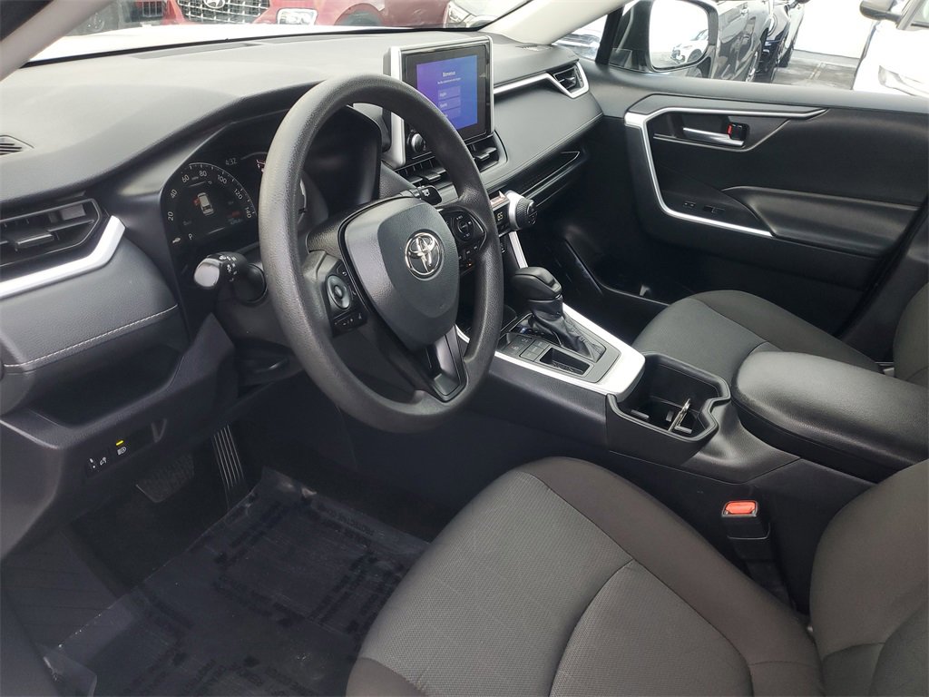 Certified 2025 Toyota RAV4 XLE image 15