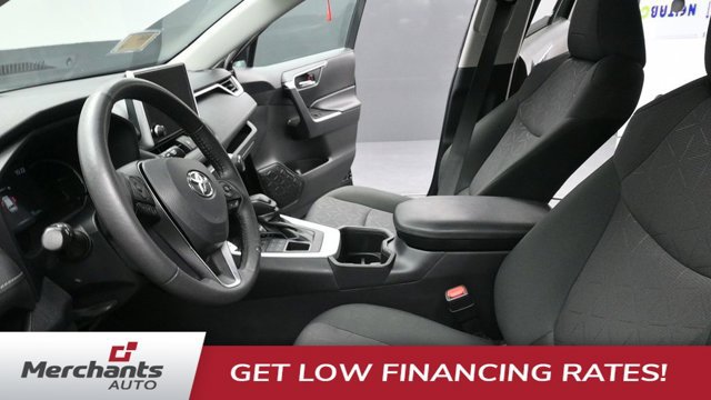 Used 2024 Toyota RAV4 XLE w/ Weather Package AWD/4WD image 19