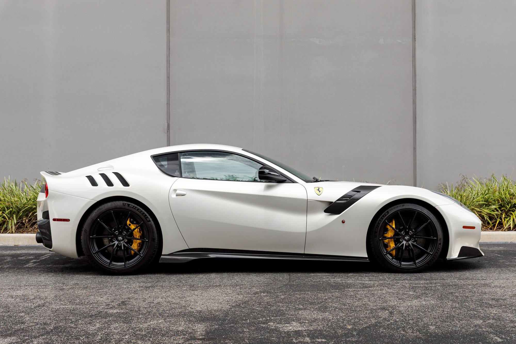 Used 2017 Ferrari F12tdf RWD image 6