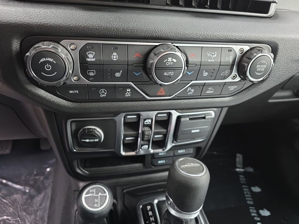 New 2026 Jeep Gladiator Sport image 11