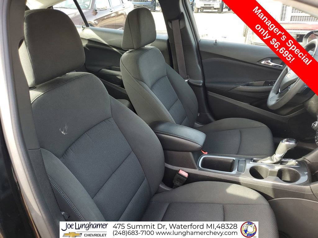 Used 2016 Chevrolet Cruze LT w/ Convenience Package FWD image 26