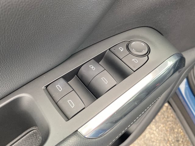 Certified 2024 Chevrolet Traverse LT w/ LPO, Floor Liner Package FWD image 18