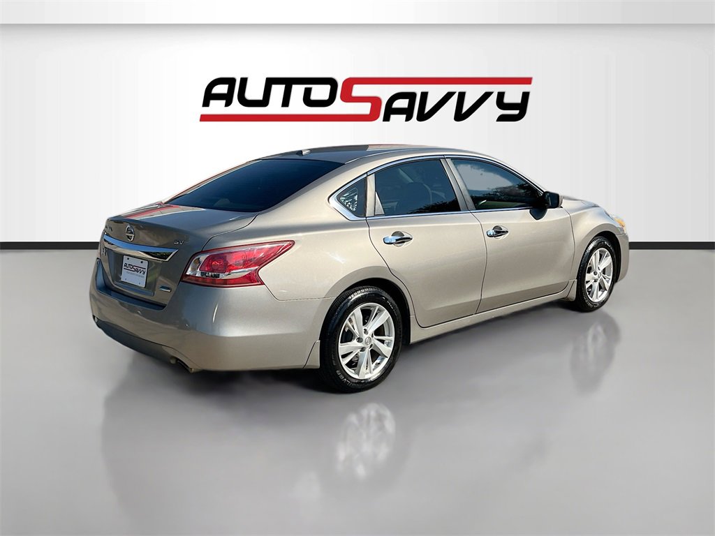 Used 2013 Nissan Altima 2.5 SV image 7
