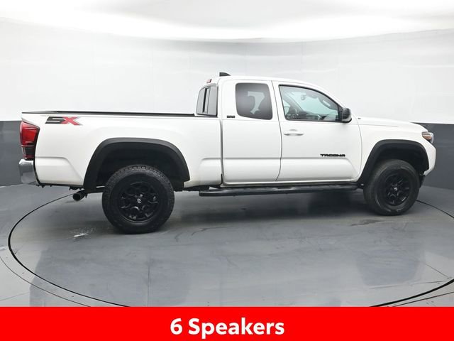Used 2023 Toyota Tacoma SR5 AWD/4WD image 8