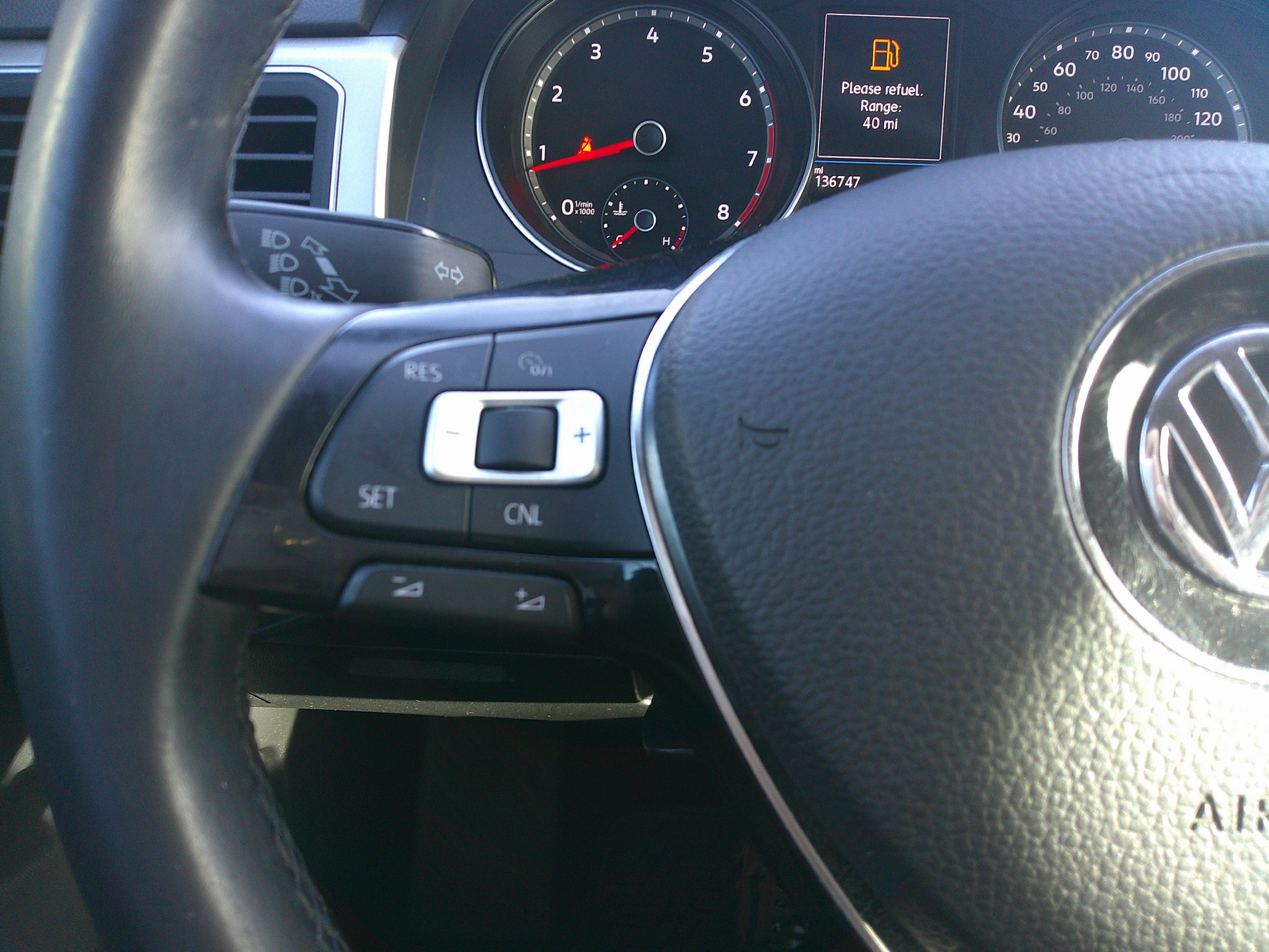 Used 2018 Volkswagen Atlas SE image 19