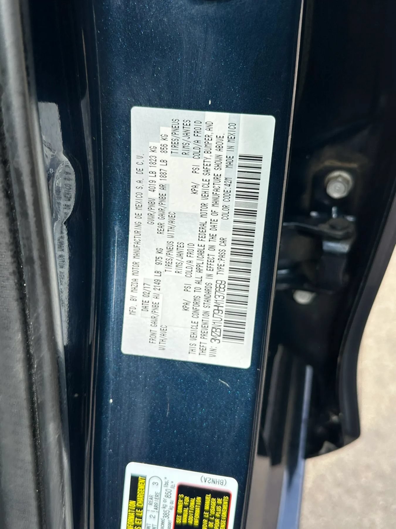 Used 2017 MAZDA MAZDA3 Sport FWD image 13