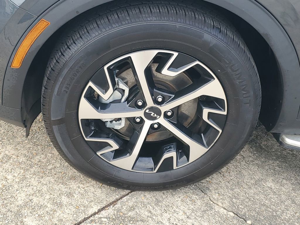 Used 2023 Kia Sportage EX FWD image 29