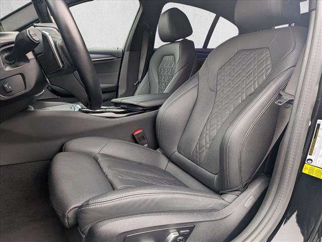 Certified 2023 BMW 530i w/ Premium Package image 17