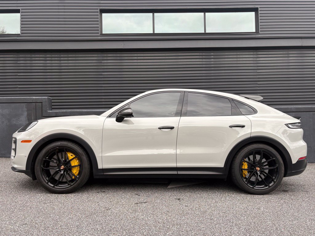 Certified 2025 Porsche Cayenne Turbo GT AWD/4WD image 7