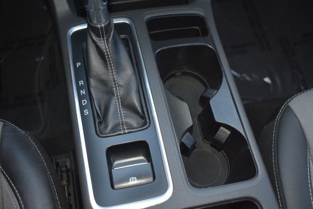 Used 2017 Ford Escape SE w/ SE Sport Appearance Package image 27