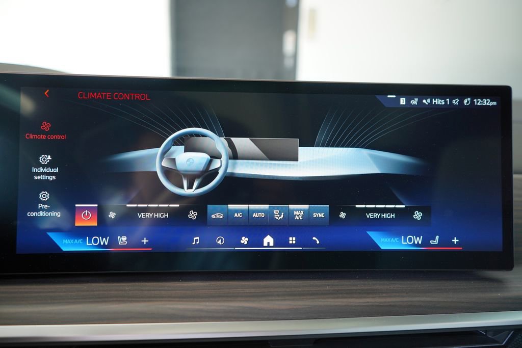 Used 2026 BMW X5 sDrive40i RWD image 18