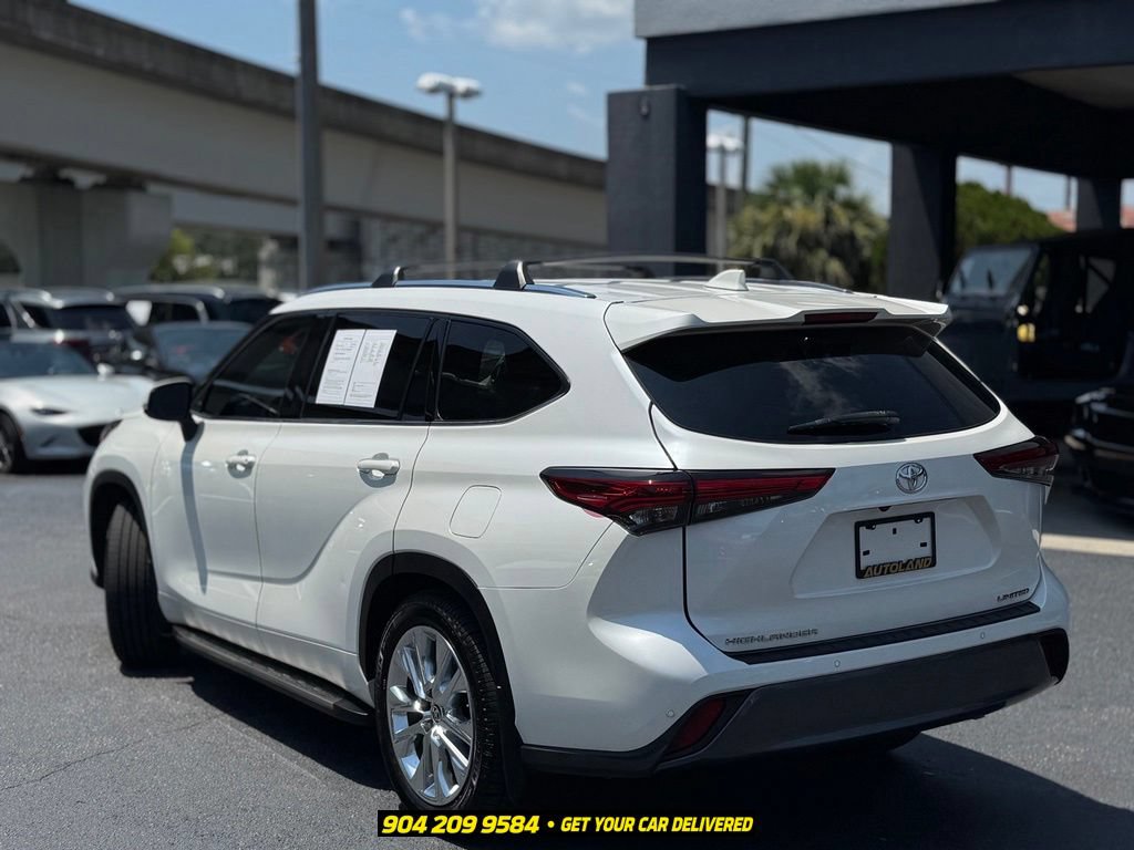 Used 2021 Toyota Highlander Limited FWD image 5