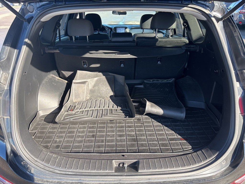 Used 2019 Hyundai Santa Fe SE image 23
