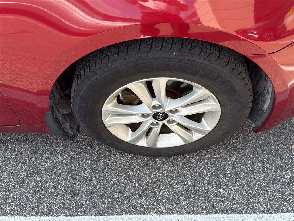 Used 2013 Hyundai Sonata GLS w/ Popular Equipment Pkg FWD video 2