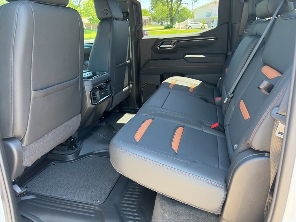 New 2026 GMC Sierra 1500 AT4 w/ AT4 Premium Package AWD/4WD image 12