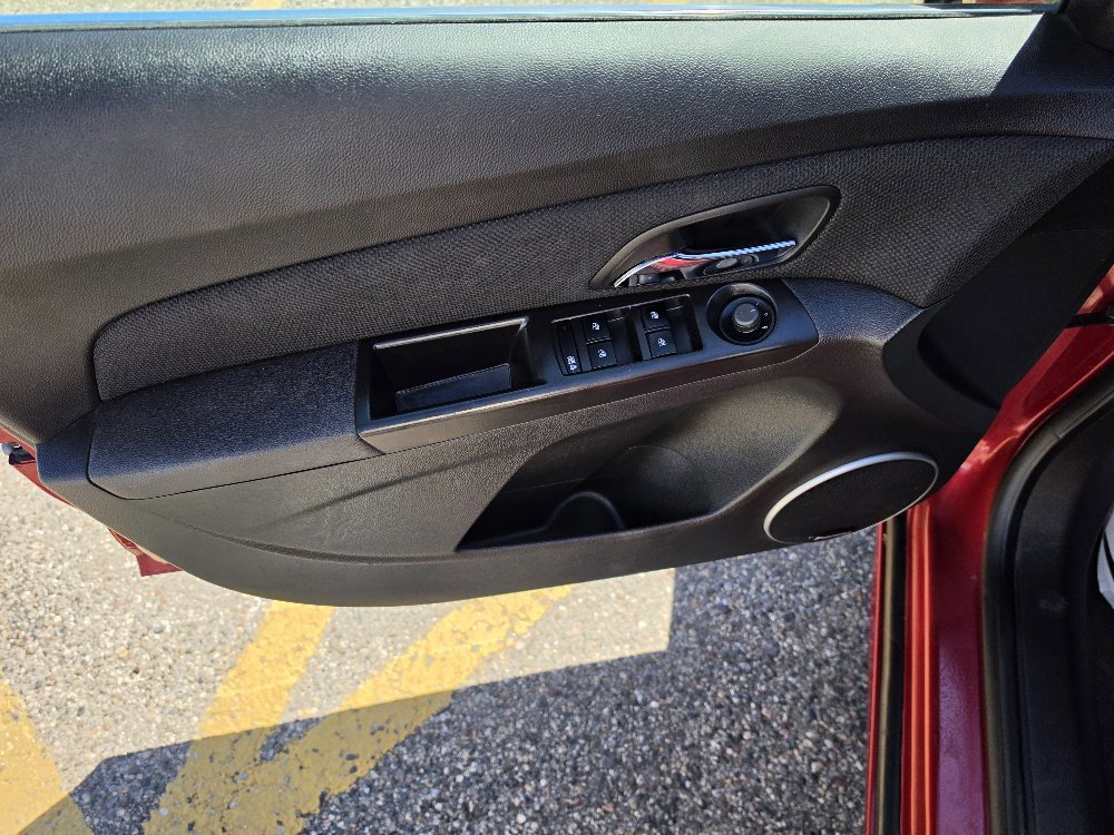 Used 2012 Chevrolet Cruze LTZ FWD image 15