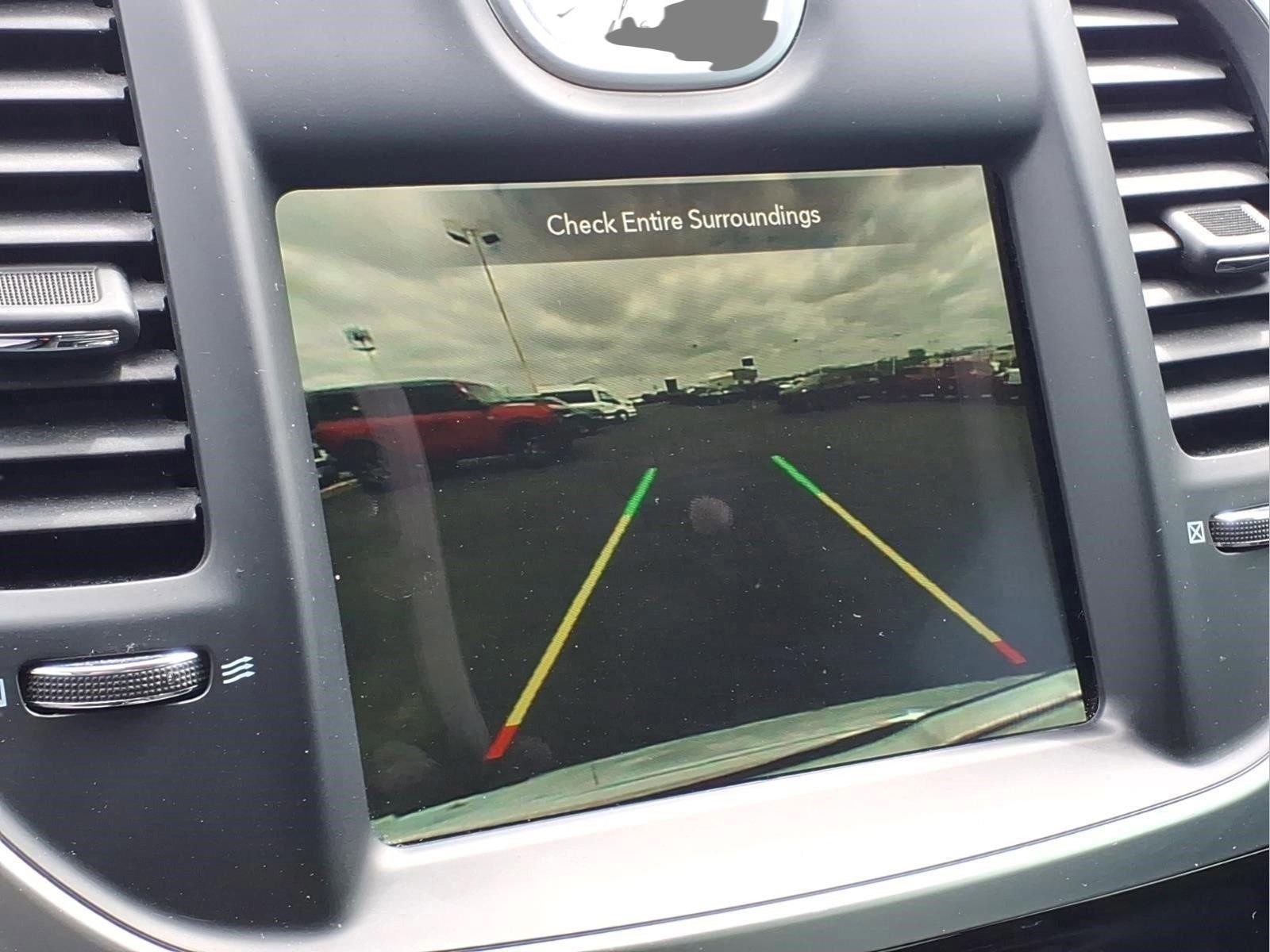 Used 2023 Chrysler 300 Touring RWD image 8