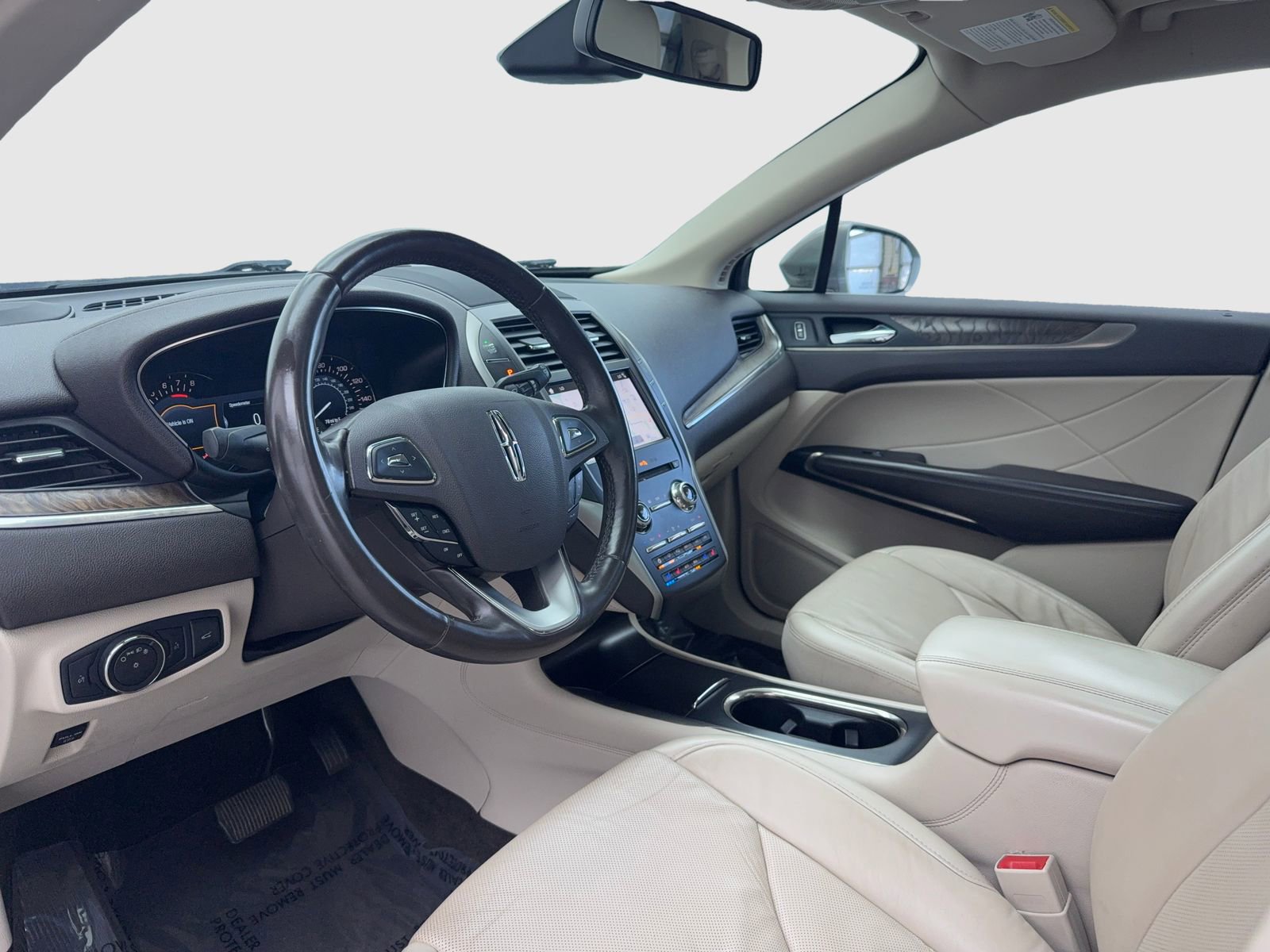 Used 2017 Lincoln MKC Reserve w/ Lincoln MKC Climate Package image 14