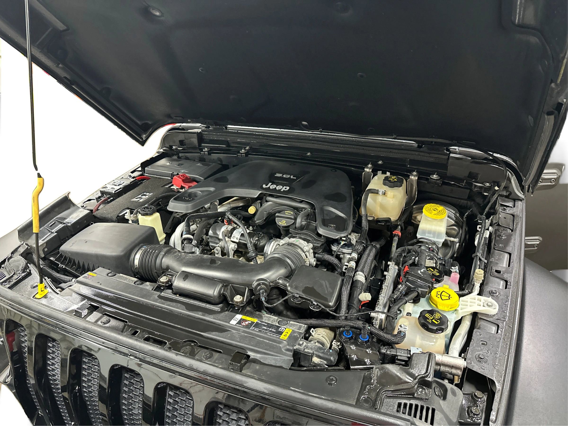 Used 2021 Jeep Wrangler Unlimited Sport image 12