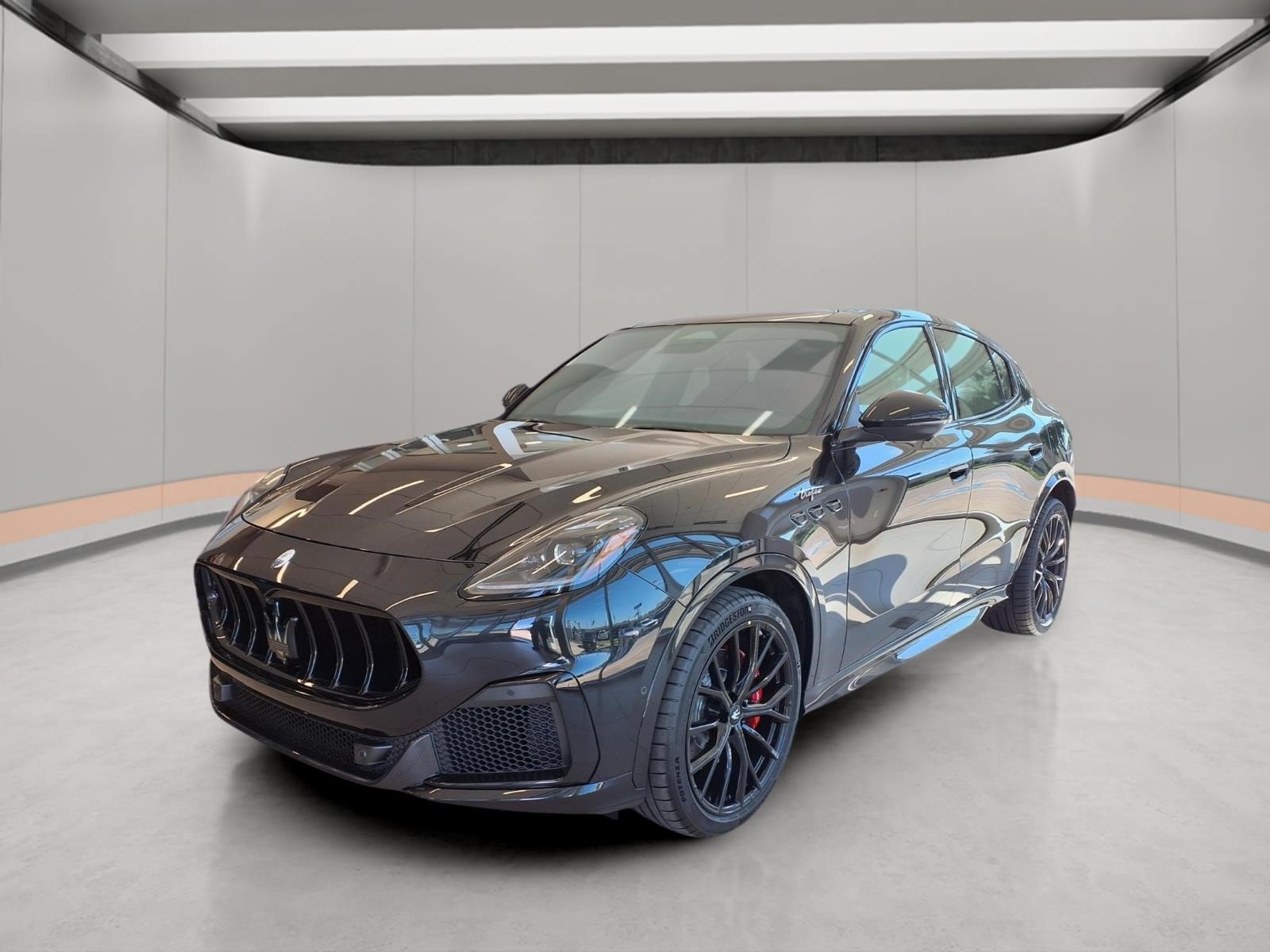 New 2026 Maserati Grecale Trofeo AWD/4WD image 3