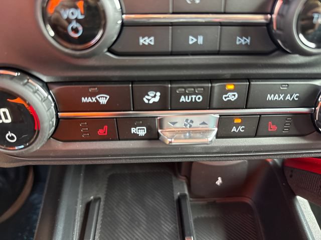 New 2026 Ford Bronco Heritage Edition AWD/4WD image 34