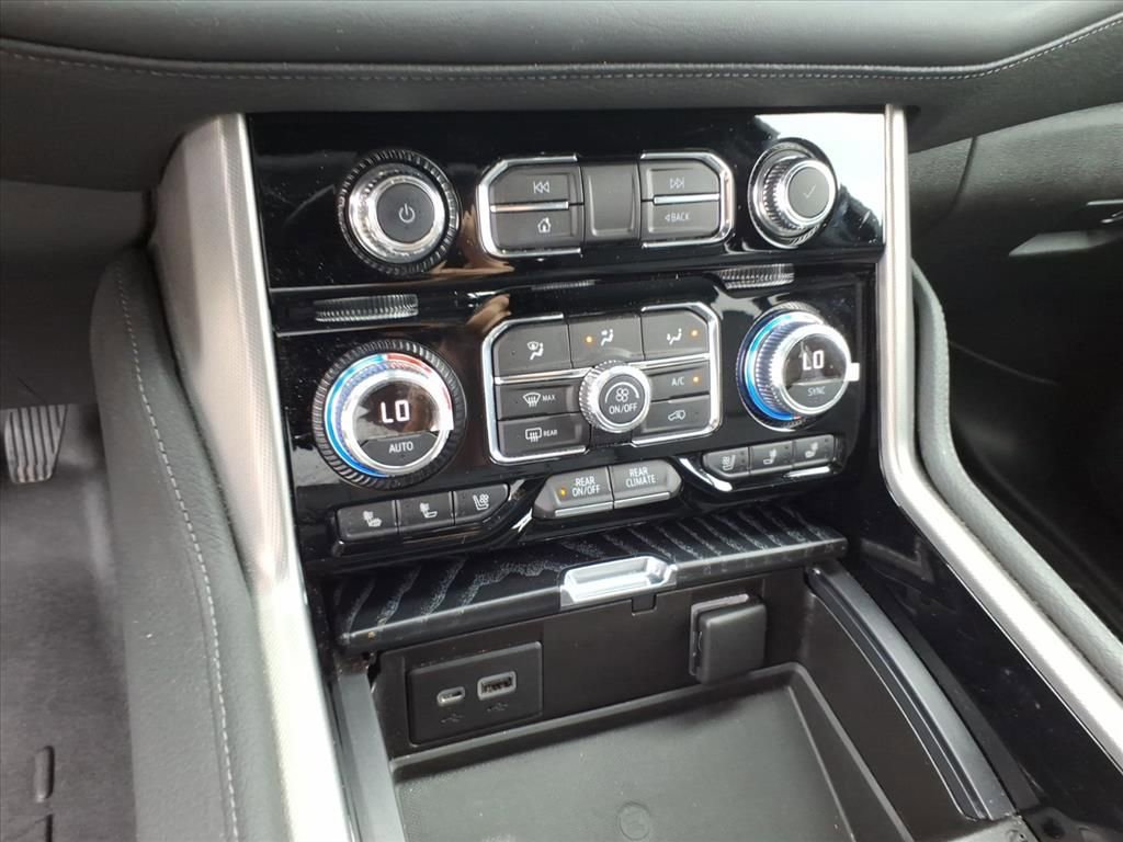 Used 2021 GMC Yukon Denali w/ Denali Premium Package image 37