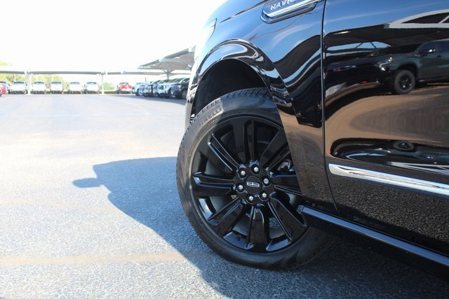 Used 2024 Lincoln Navigator L Reserve image 16