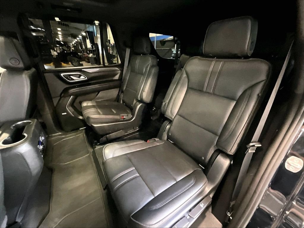 Used 2022 Chevrolet Tahoe RST w/ Sport Performance Package AWD/4WD image 15