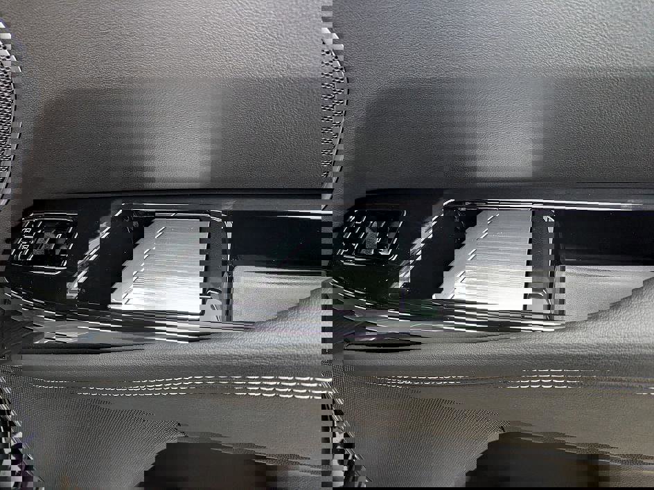 New 2026 Cadillac Escalade 4WD image 30