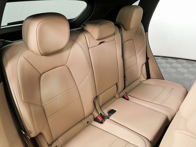 Certified 2022 Porsche Cayenne S image 22