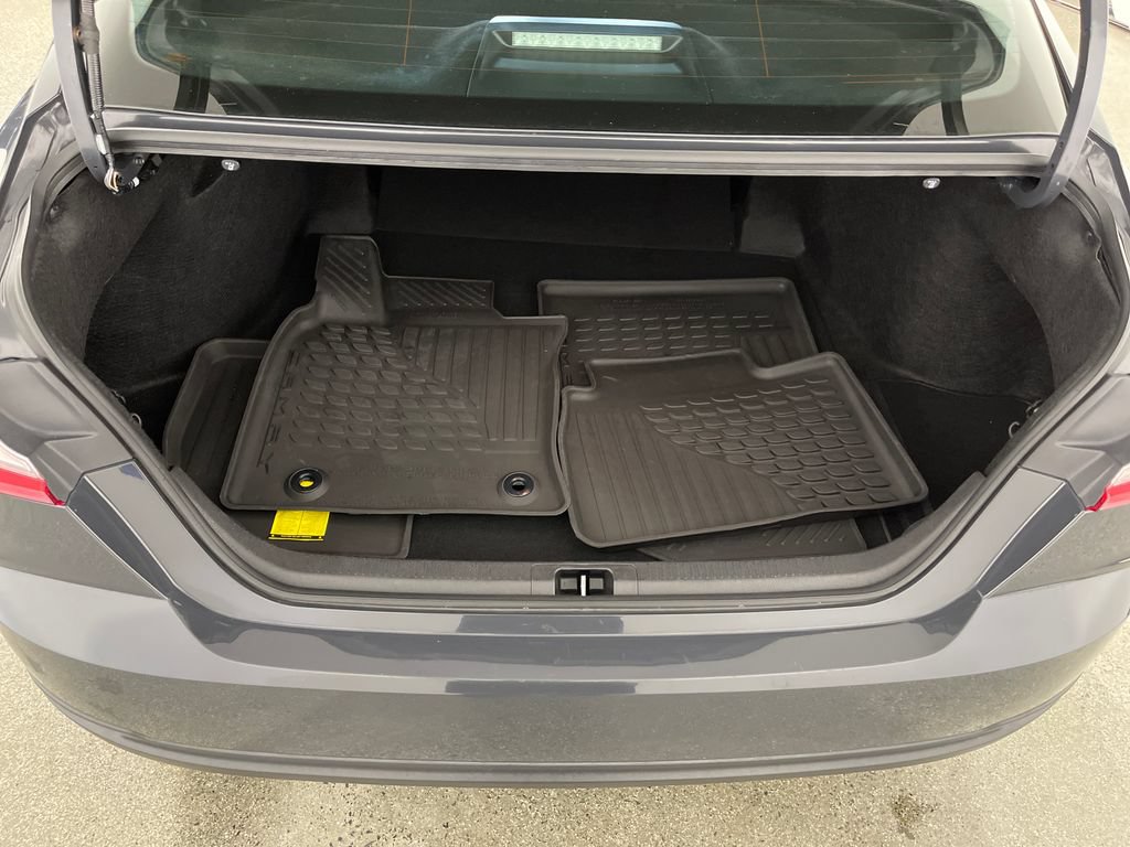 Certified 2025 Toyota Camry LE FWD image 10