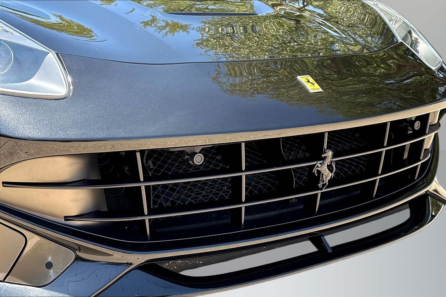 Used 2014 Ferrari F12 Berlinetta RWD image 27