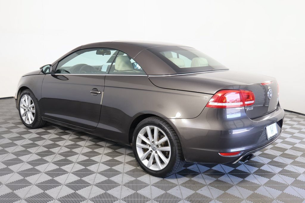 Used 2013 Volkswagen Eos Komfort FWD image 6