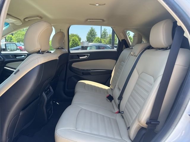 Used 2019 Ford Edge SEL w/ Equipment Group 201A FWD image 14