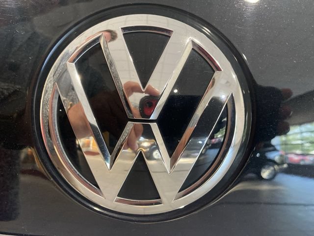 Used 2017 Volkswagen Passat 1.8T SE FWD image 39