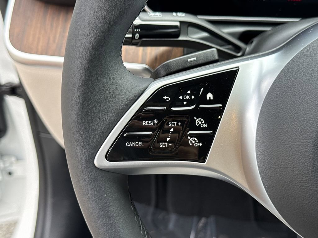 New 2025 Mercedes-Benz C 300 4MATIC Sedan image 15