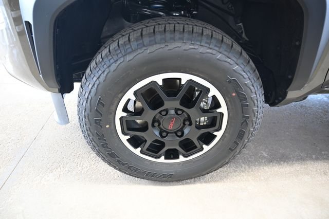 New 2026 Toyota Tacoma TRD Off-Road w/ TRD Off Road Premium Package AWD/4WD image 30