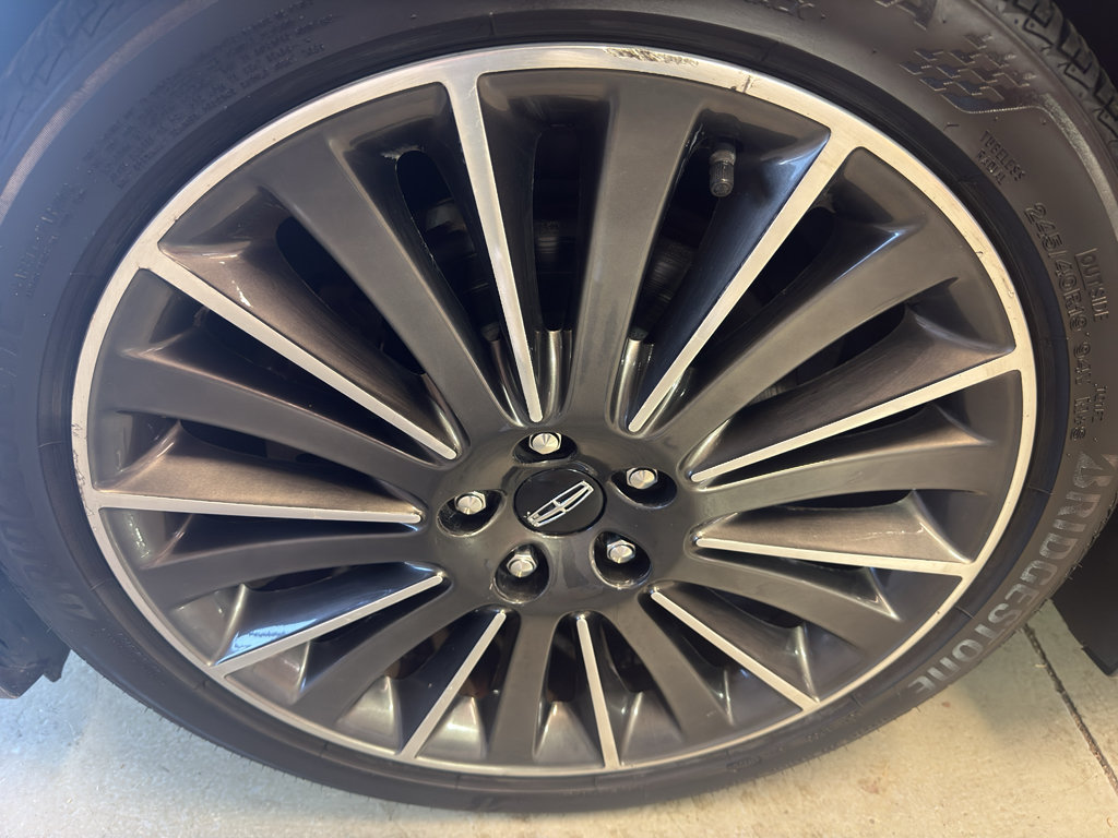 Used 2015 Lincoln MKZ w/ Equipment Group 102A Reserve FWD image 35