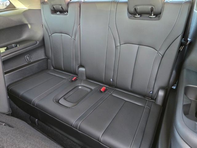 Certified 2026 INFINITI QX60 Pure w/ Family Package AWD/4WD image 19