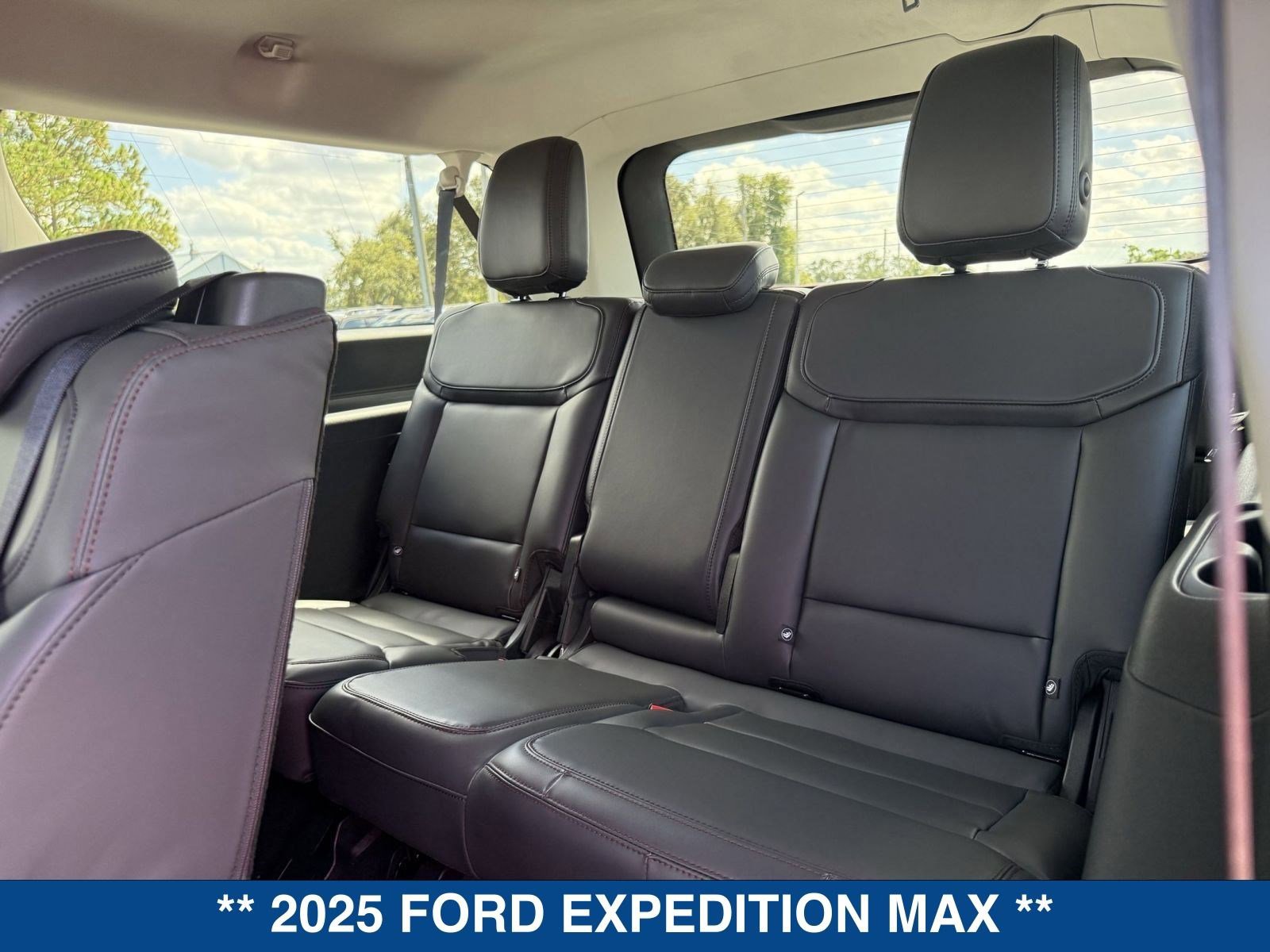 New 2025 Ford Expedition Max Active image 18