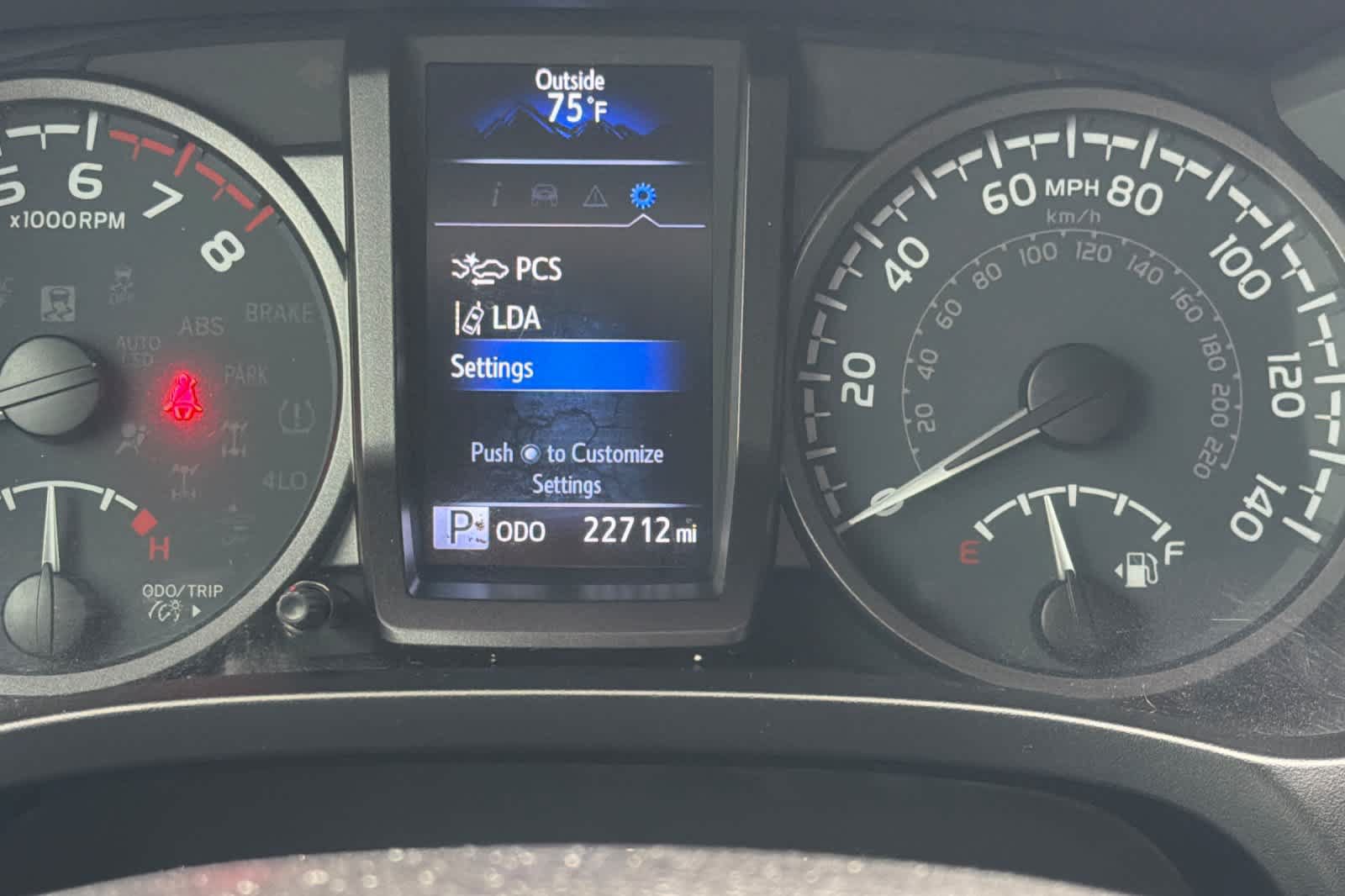 Used 2021 Toyota Tacoma TRD Sport w/ Technology Package RWD image 27