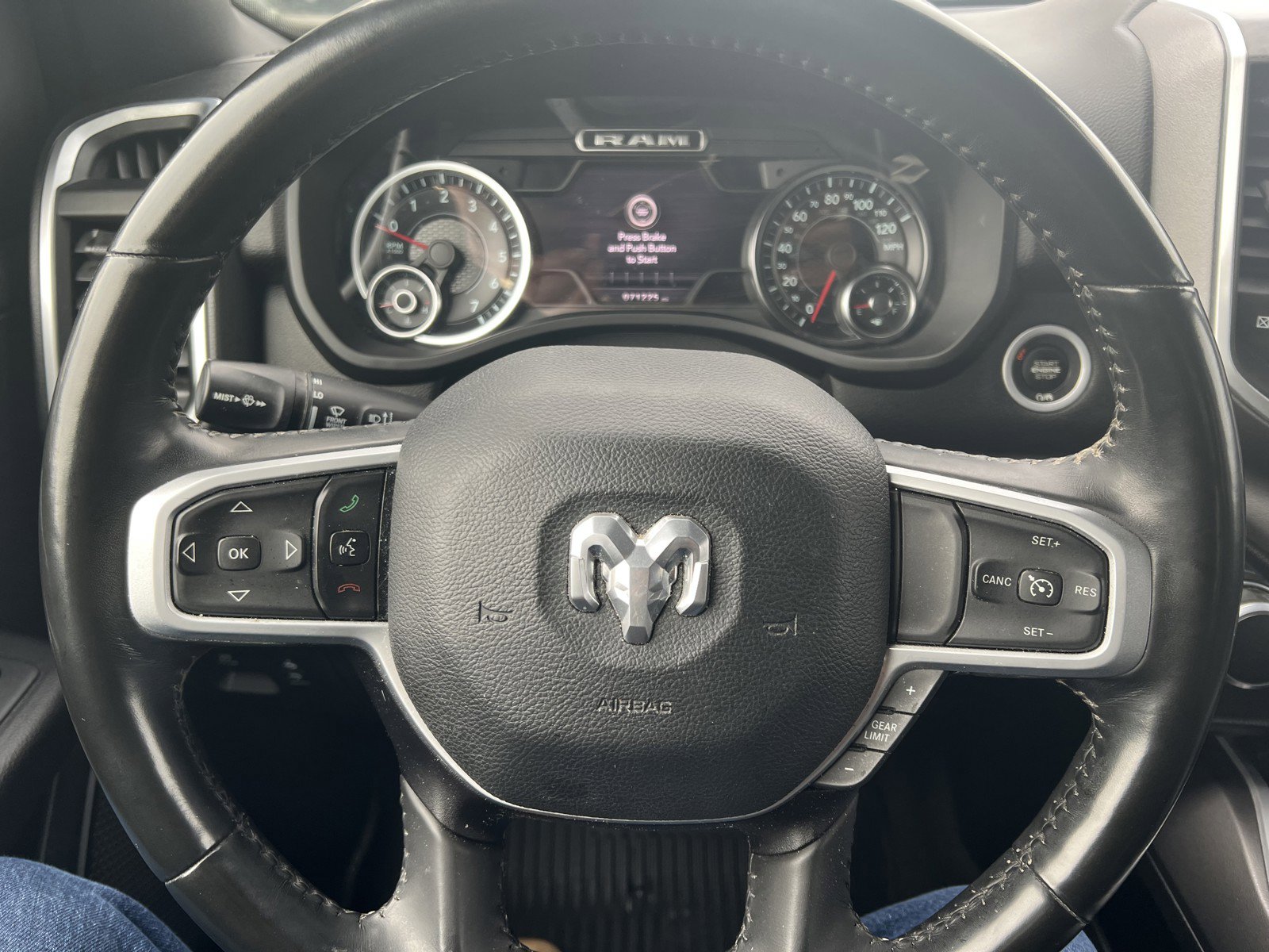 Used 2021 RAM 1500 Big Horn image 14