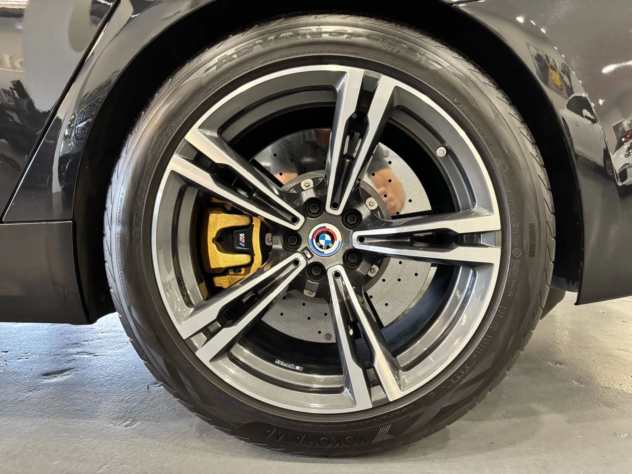 Used 2023 BMW M5 image 57