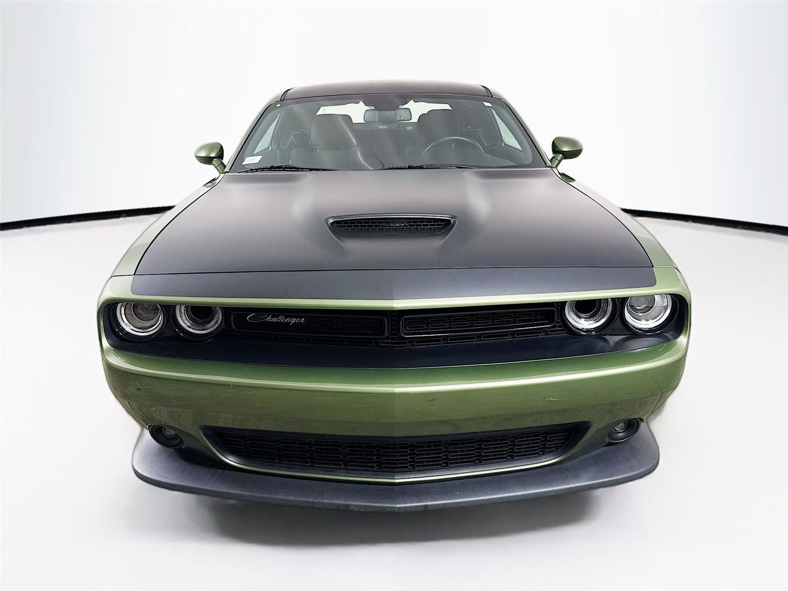 Used 2022 Dodge Challenger R/T Scat Pack w/ T/A Package image 2