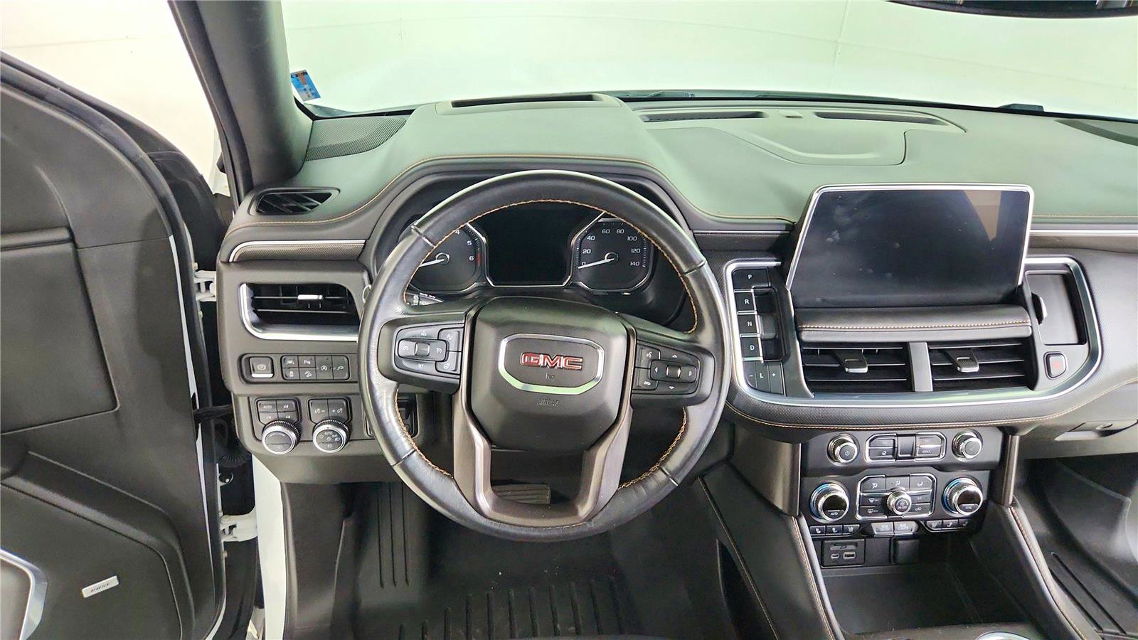 Used 2021 GMC Yukon AT4 w/ AT4 Premium Plus Package image 33