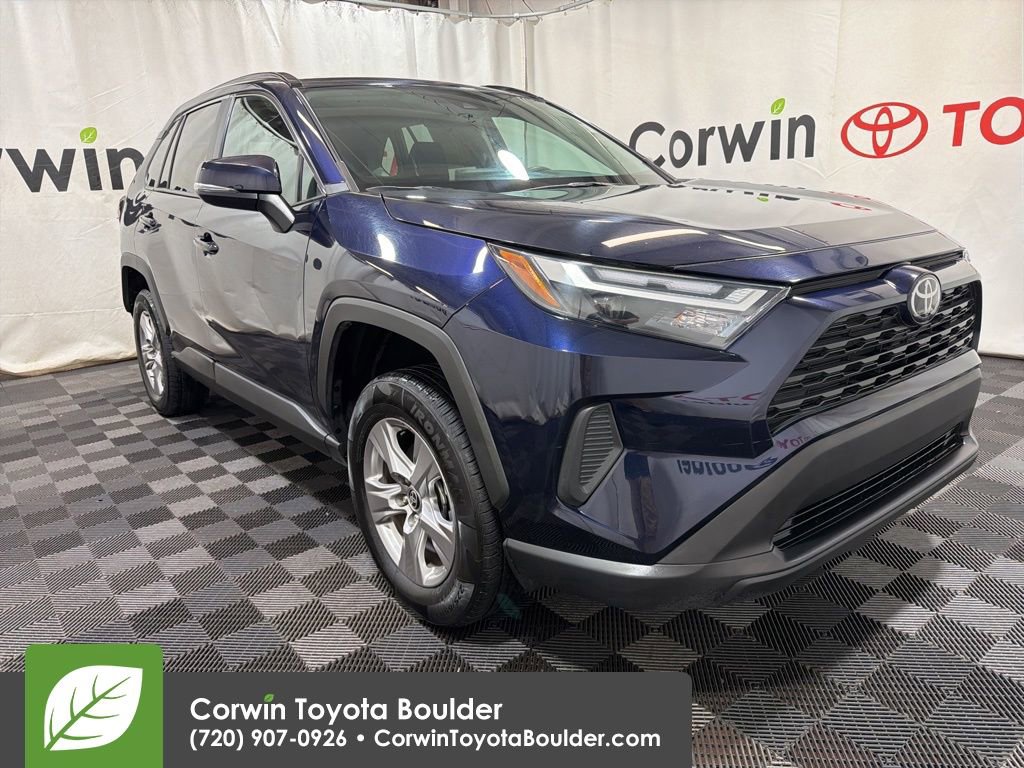 Used 2025 Toyota RAV4 XLE image 1