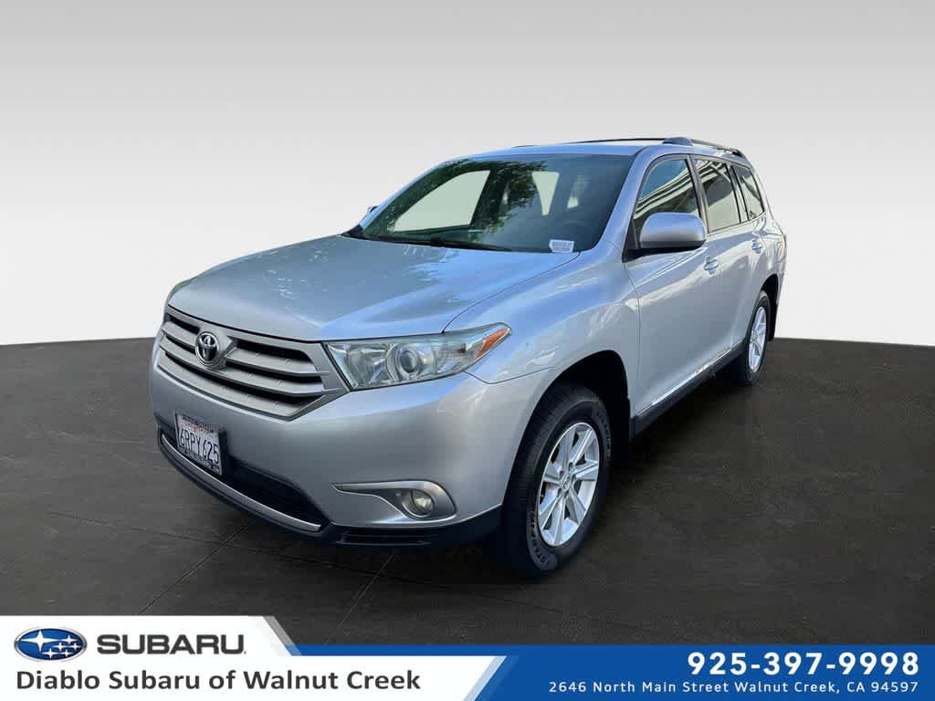 Used 2011 Toyota Highlander 2WD w/ Tech Pkg