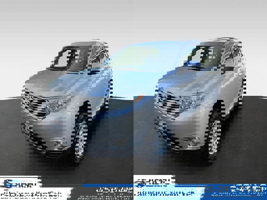 Used 2011 Toyota Highlander 2WD w/ Tech Pkg image 1